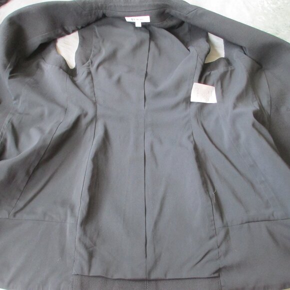 D UNIFORME BY DIOR SLEEVELESS JACKET - Picture 16 of 16